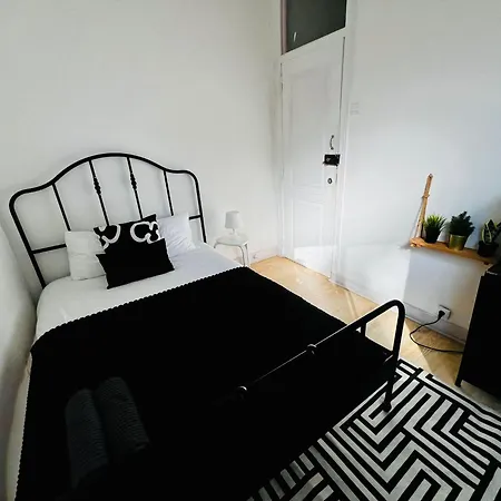 호스텔 Luxury In Lisbon, Ideal For Tourists 리스본