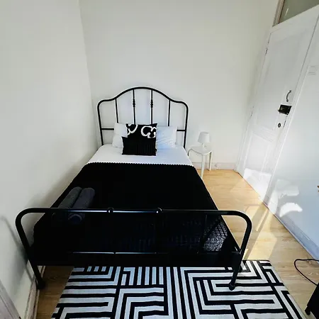 호스텔 Luxury In Lisbon, Ideal For Tourists *