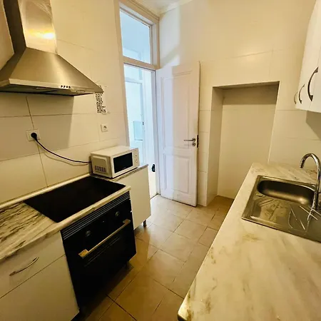 Luxury In Lisbon, Ideal For Tourists 호스텔