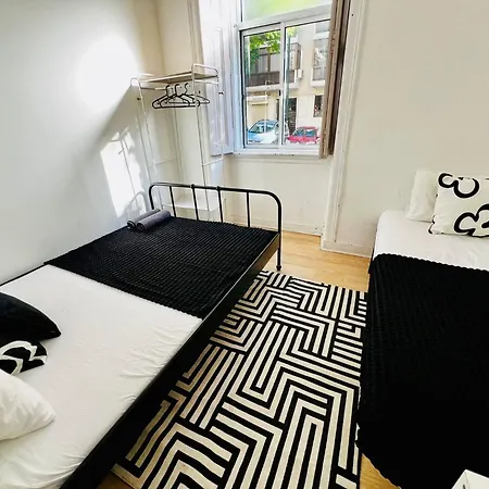 호스텔 Luxury In Lisbon, Ideal For Tourists *